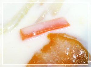 白菜とカボチャ餅の牛乳スープ